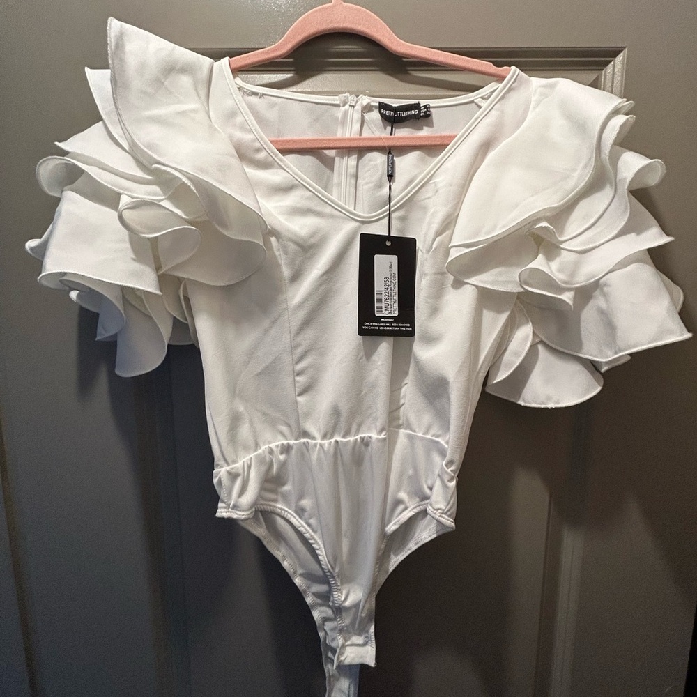 NWT pretty little thing bodysuit